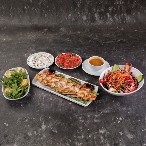 Etli Kaşarlı Pide